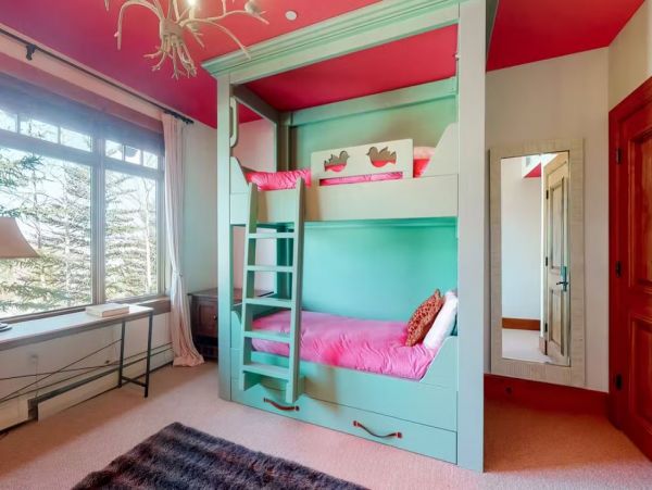 Ski In Ski Out Rental Condo in Avon with Pool & Hot Tubs