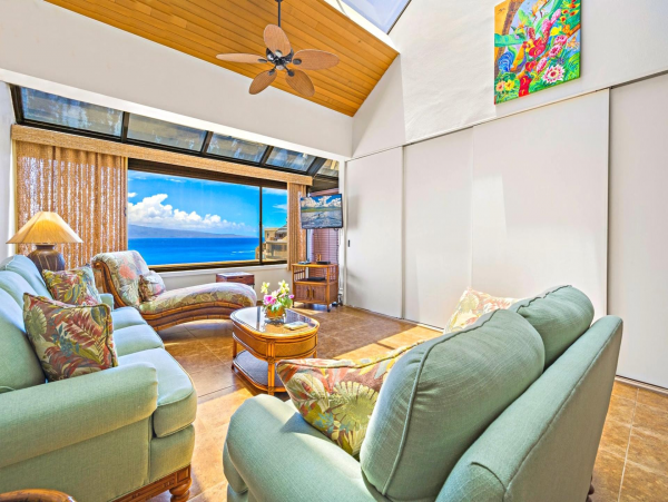 Kaanapali Vacation Condo Three Bedrooms Walk To Beach