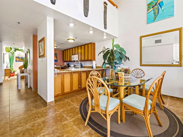 Kaanapali Vacation Condo Three Bedrooms Walk To Beach