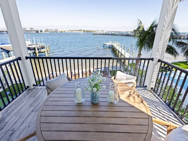 The Ultimate Anna Maria Island Luxury Vacation Home Pool Beach Close by