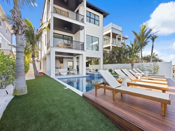 The Ultimate Anna Maria Island Luxury Vacation Home Pool Beach Close by