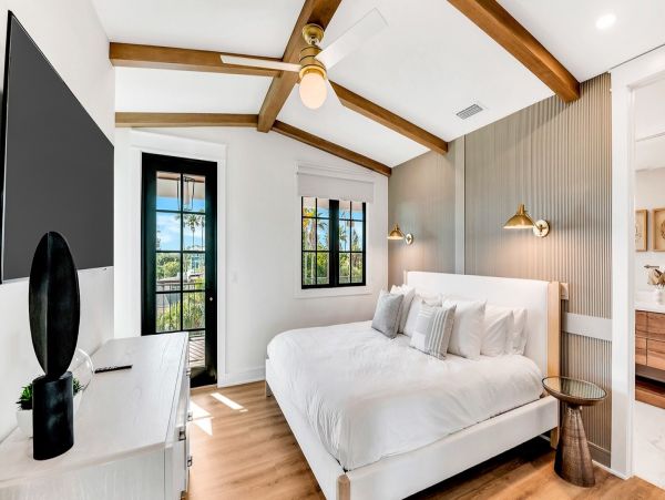 Anna Maria Luxurious Vacation Pool Home Close to Beach
