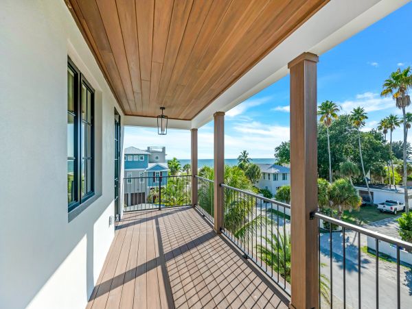 Anna Maria Luxurious Vacation Pool Home Close to Beach