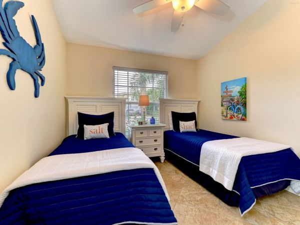 Anna Maria Island Holmes Beach Home 1018885