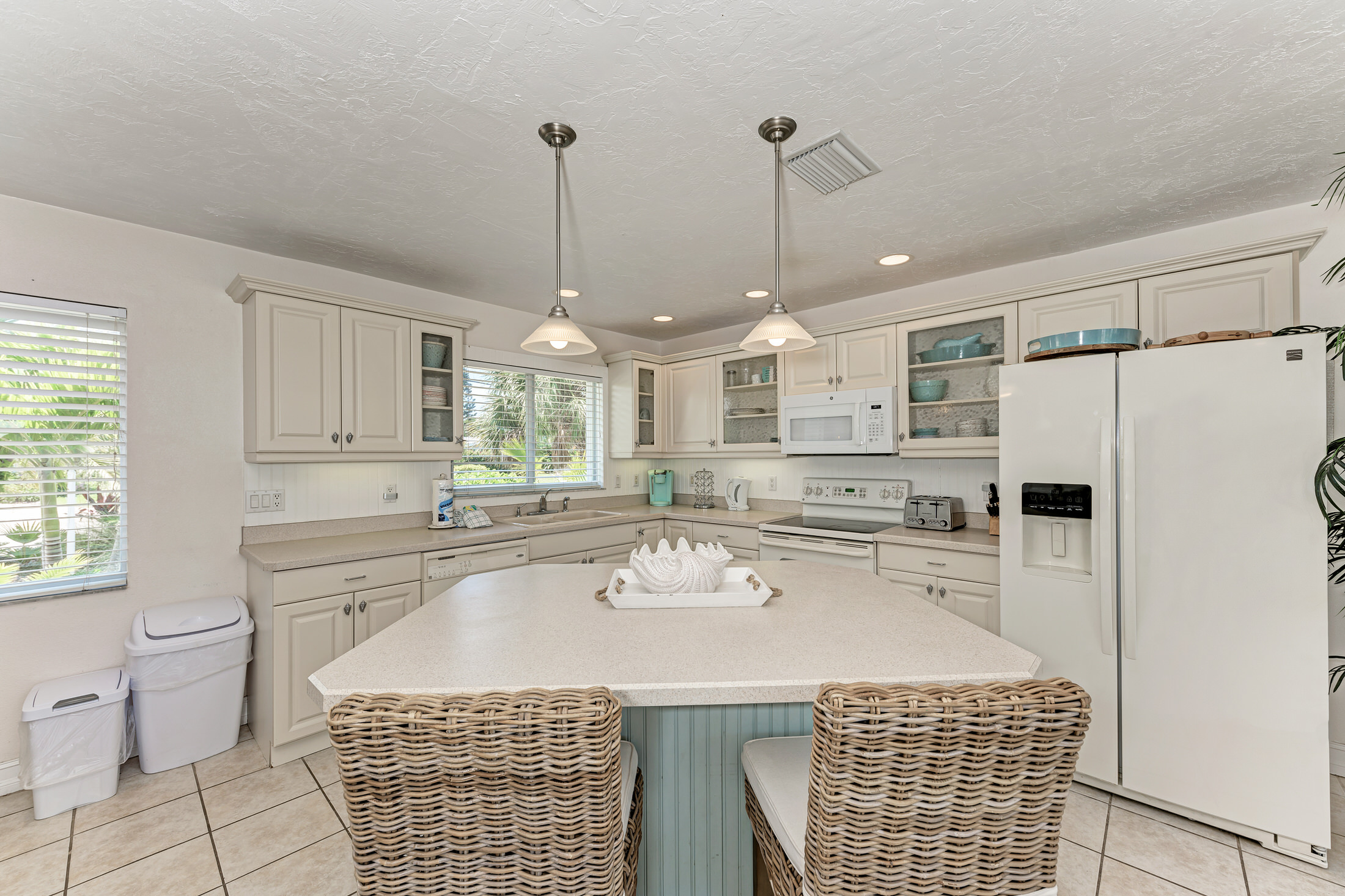 Anna Maria Island Holmes Beach Home 1018887