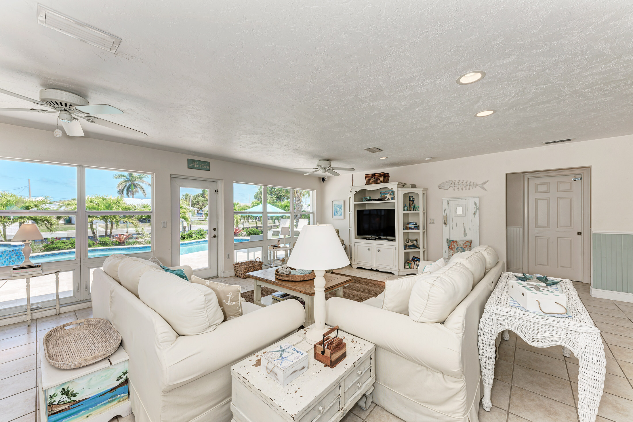 Anna Maria Island Holmes Beach Home 1018887
