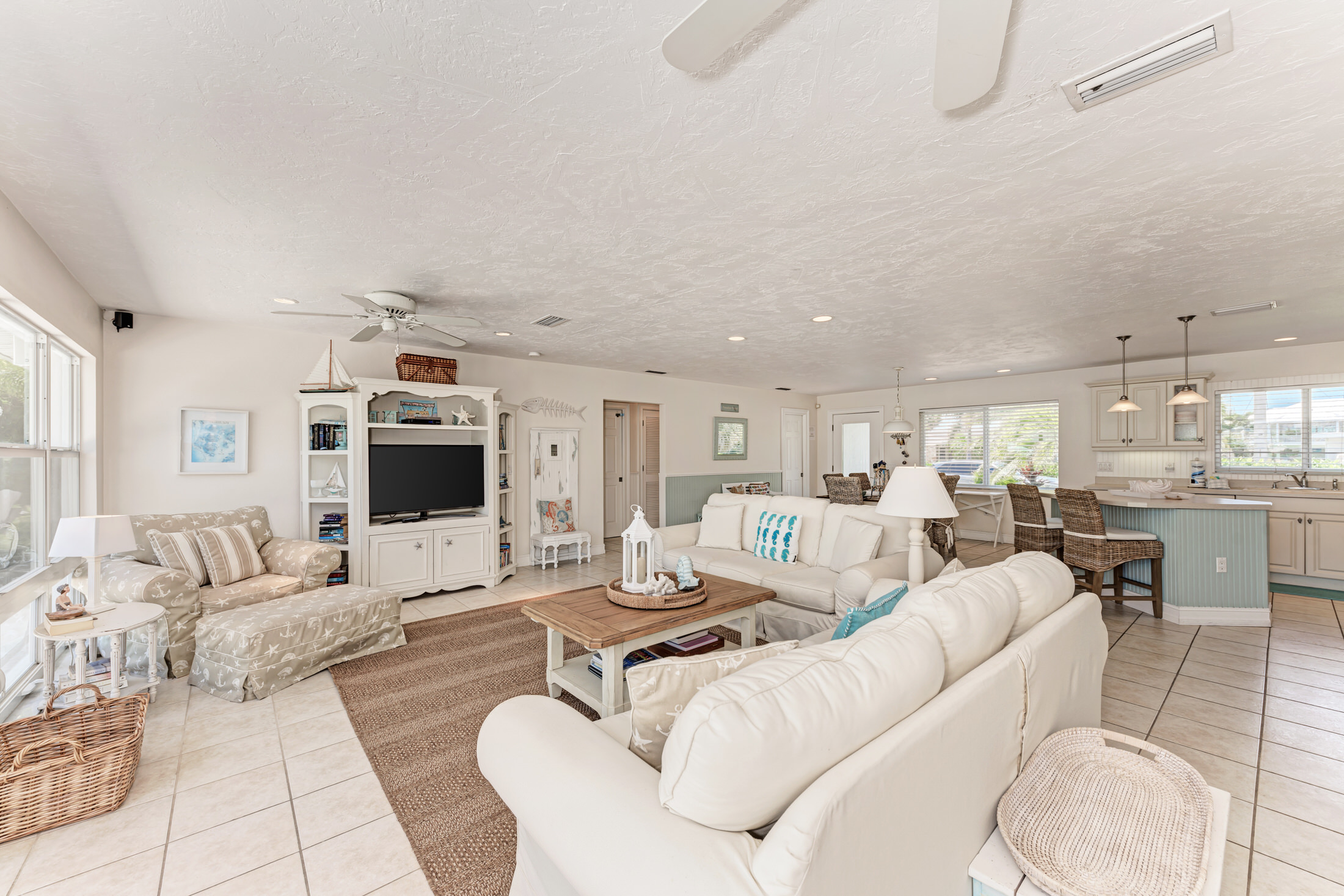 Anna Maria Island Holmes Beach Home 1018887