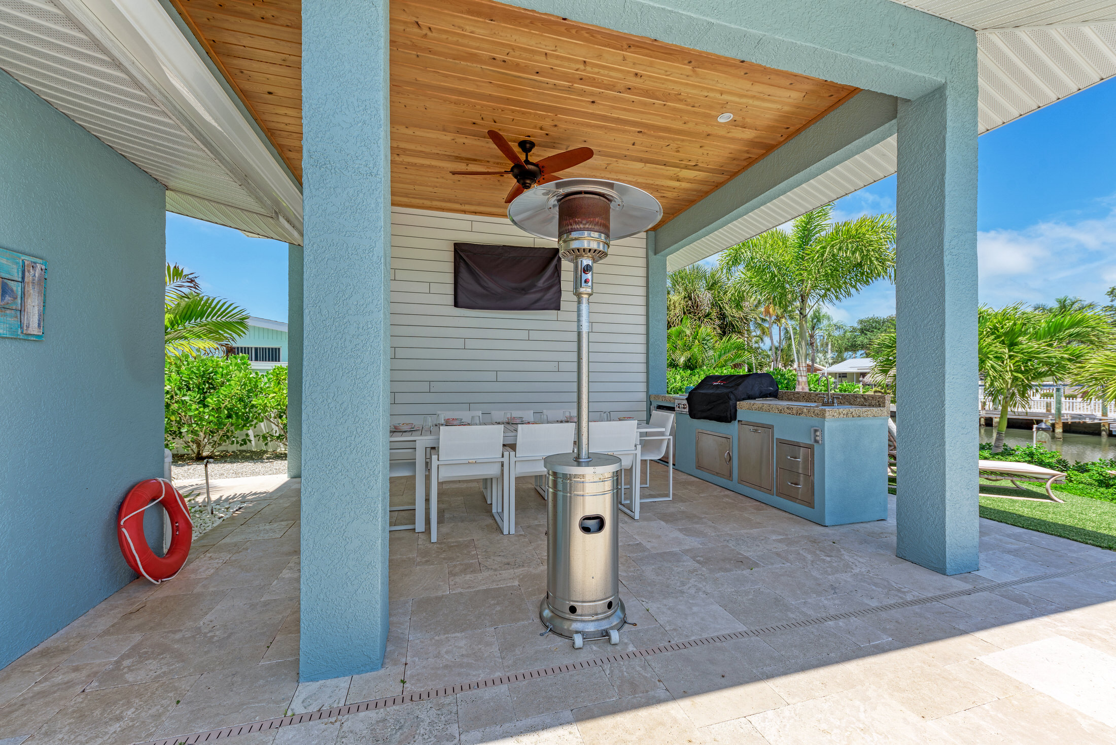 Anna Maria Island Holmes Beach Home 1018887