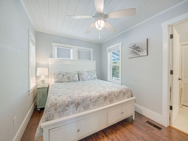 Anna Maria Island Holmes Beach Home 1018893