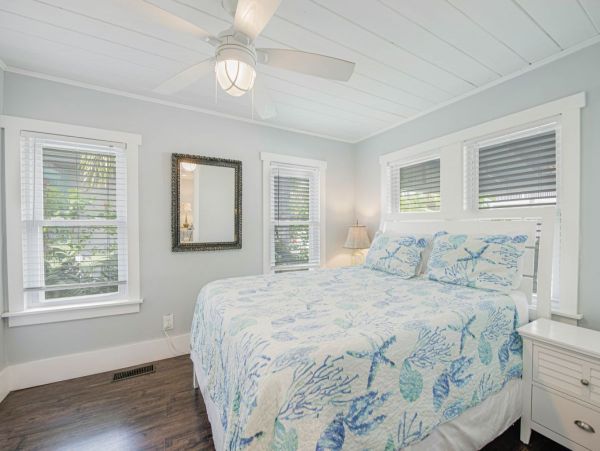 Anna Maria Island Holmes Beach Home 1018893