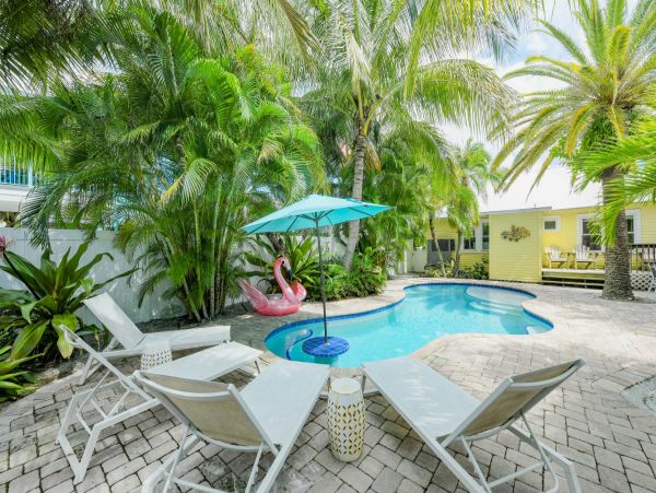 Anna Maria Island Holmes Beach Home 1018893