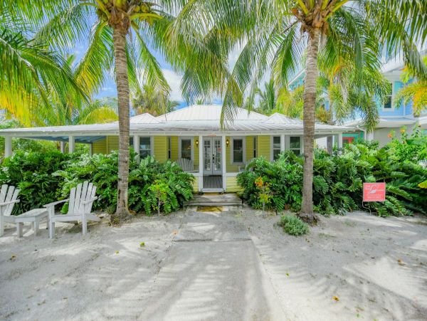 Anna Maria Island Holmes Beach Home 1018893