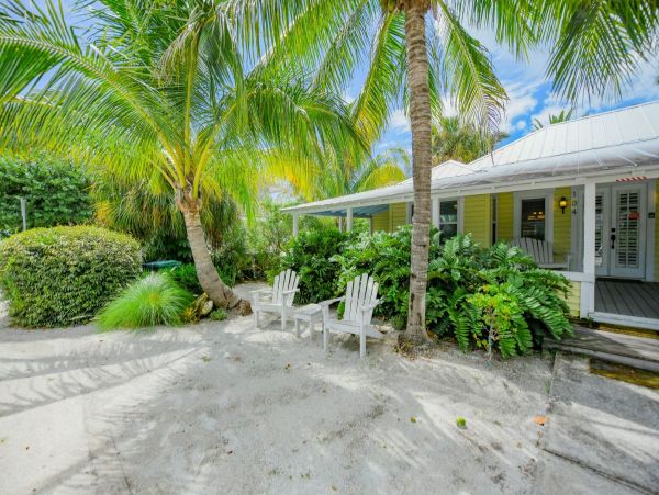 Anna Maria Island Holmes Beach Home 1018893
