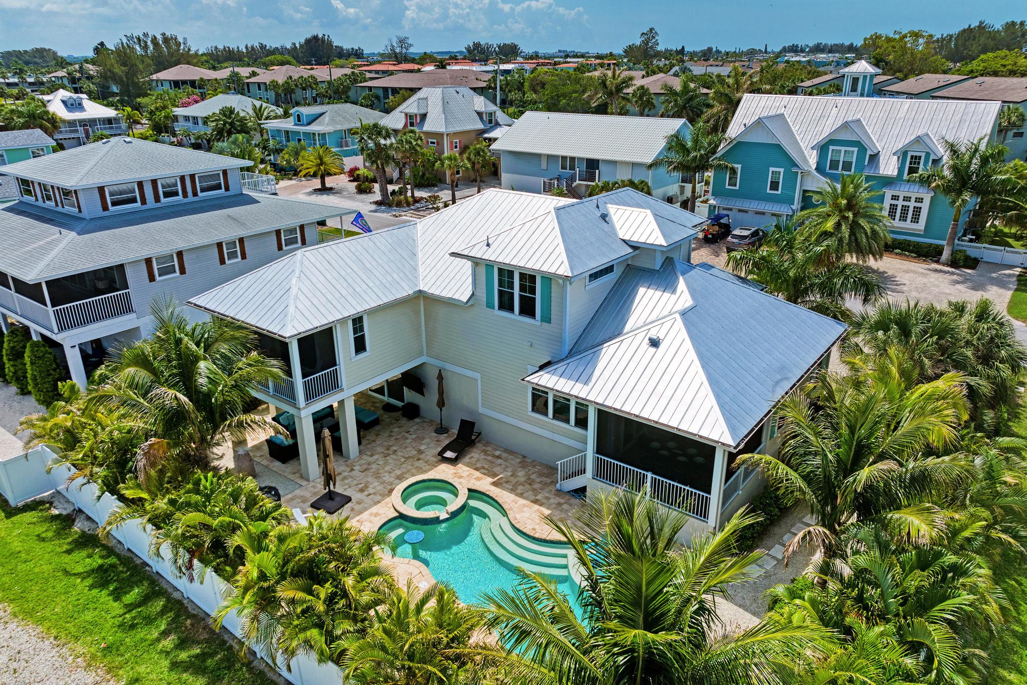 Anna Maria Island Holmes Beach Home 1018894