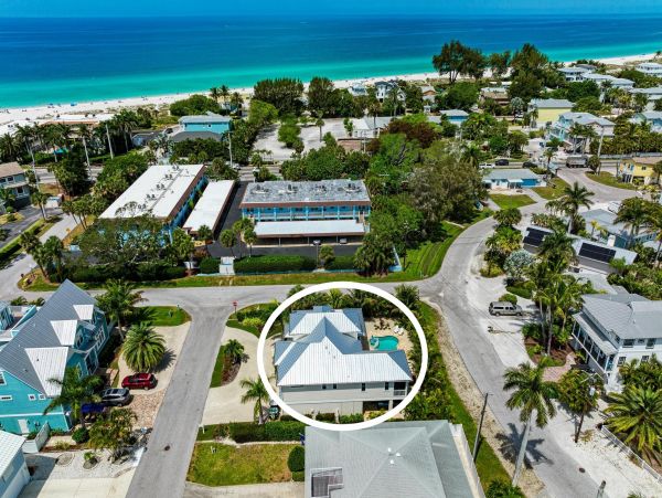 Anna Maria Island Holmes Beach Home 1018894
