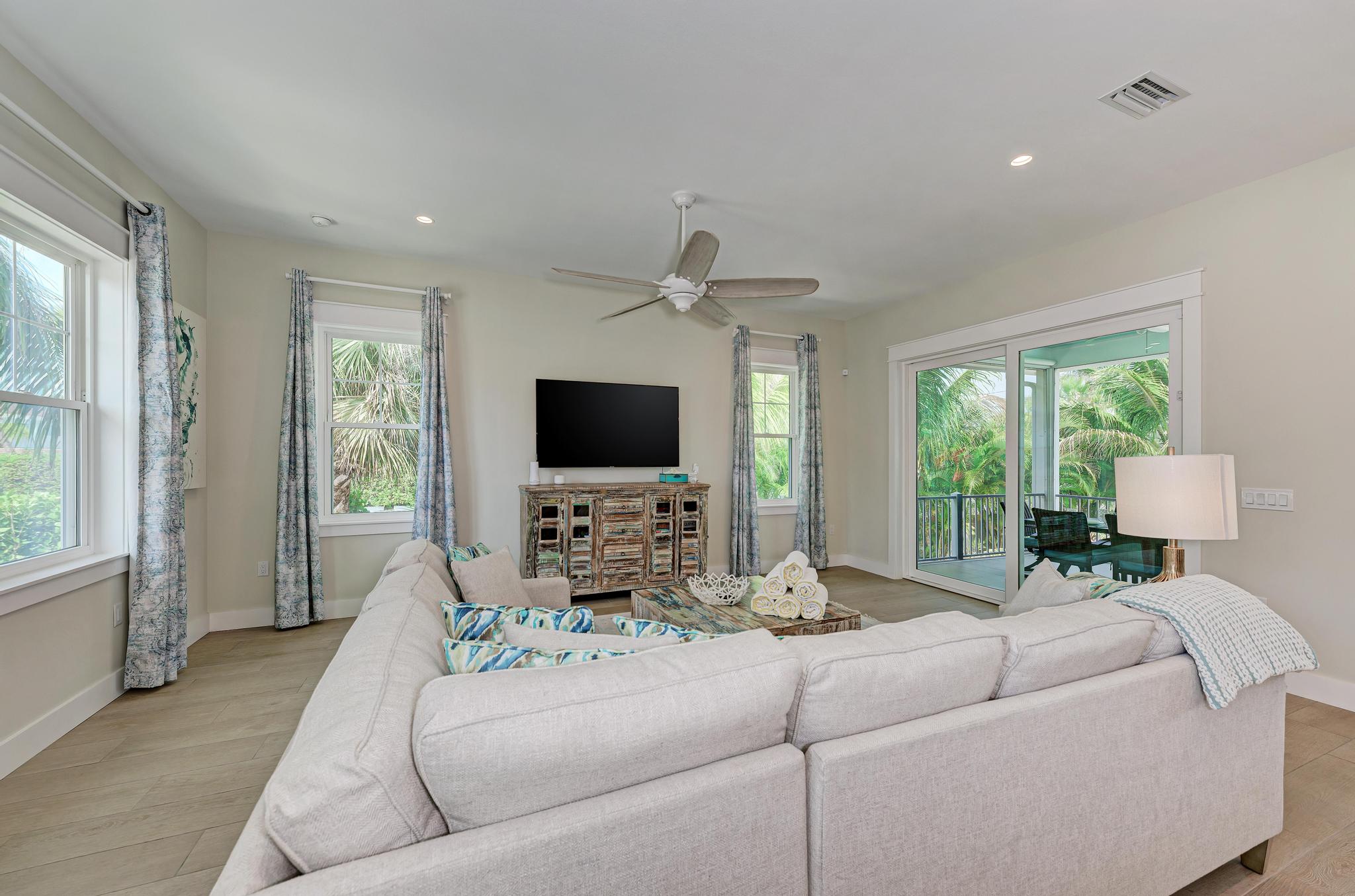 Anna Maria Island Holmes Beach Home 1018894