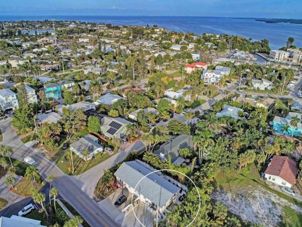 Anna Maria Island Holmes Beach Home 1018897