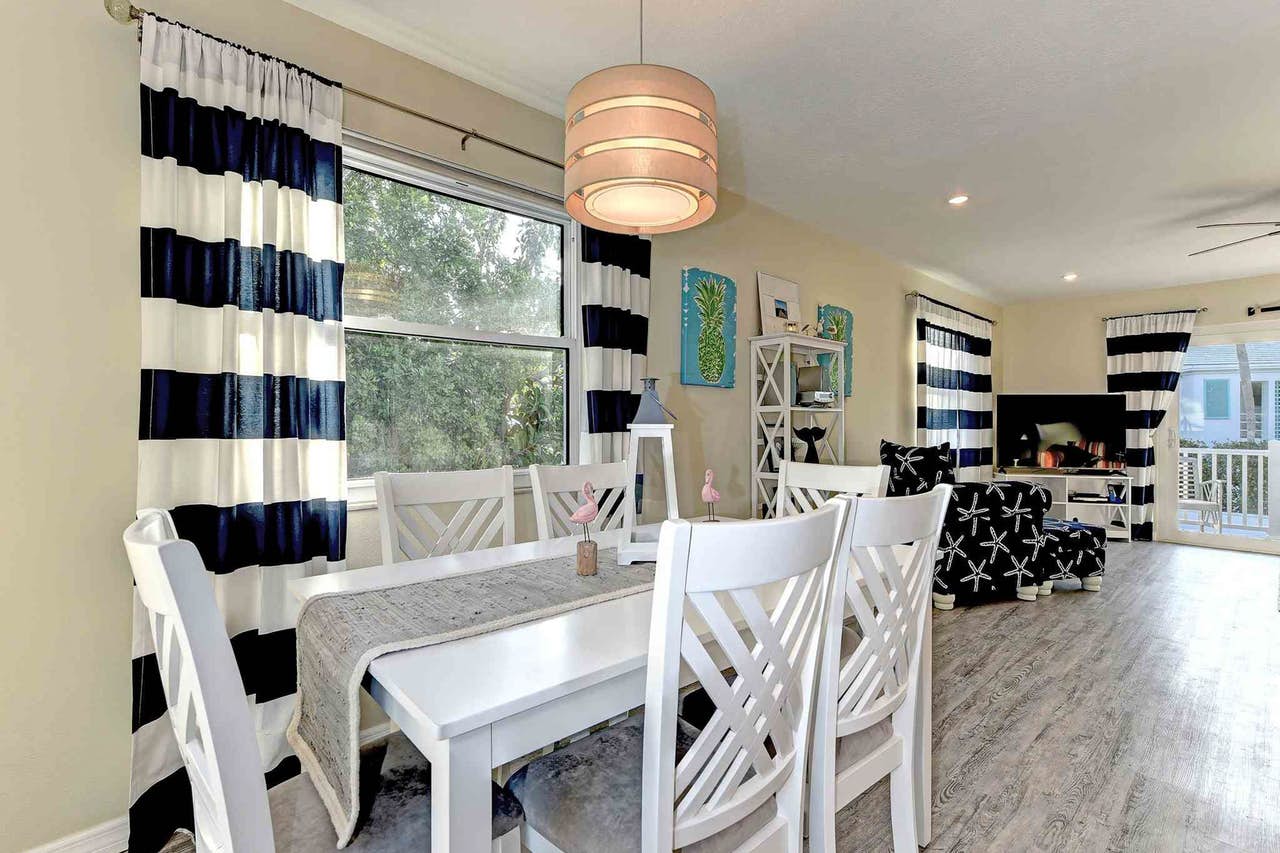 Anna Maria Island Holmes Beach Home 1018897