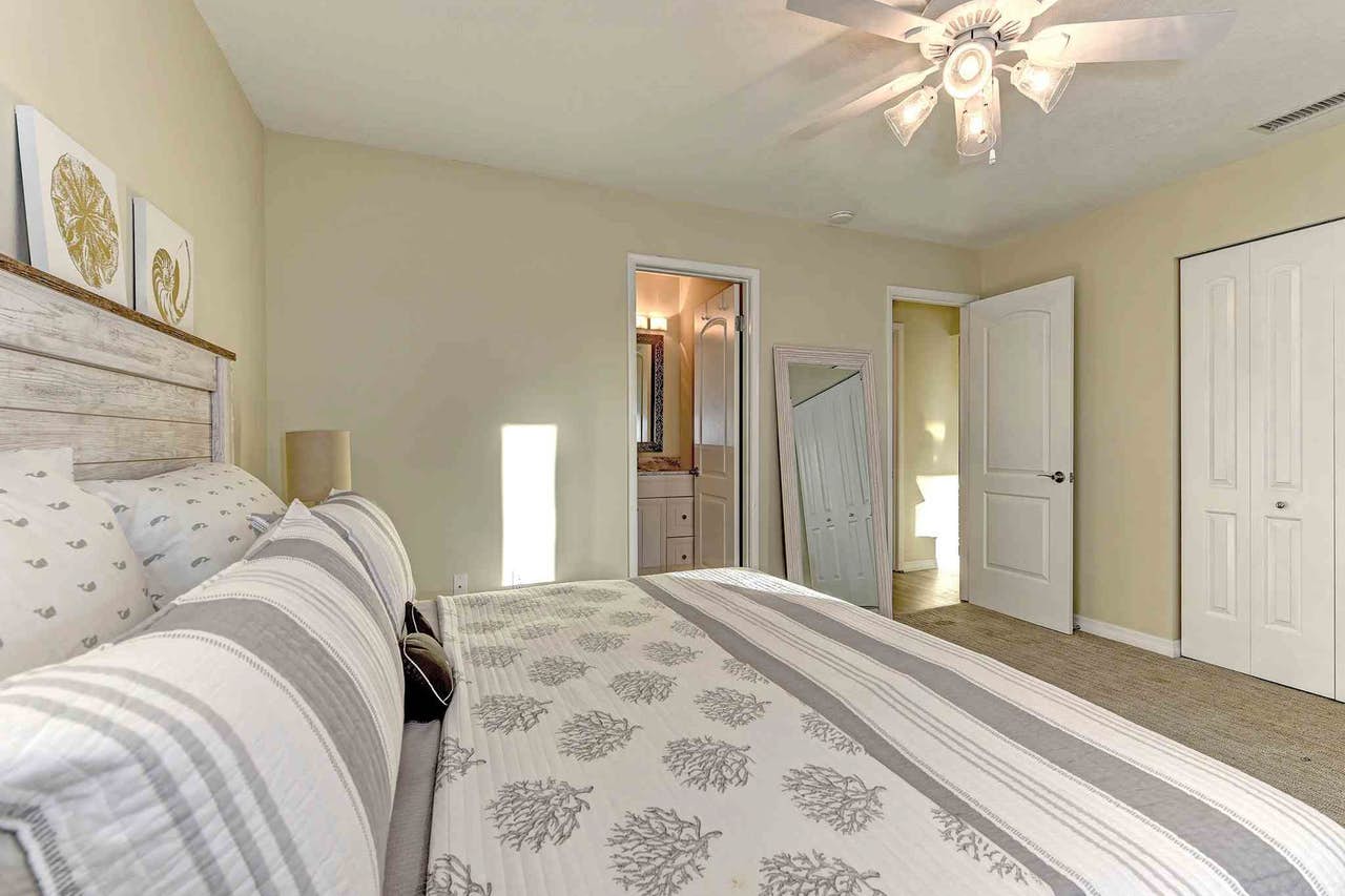 Anna Maria Island Holmes Beach Home 1018897