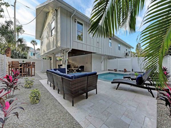Anna Maria Island Holmes Beach Home 1018897