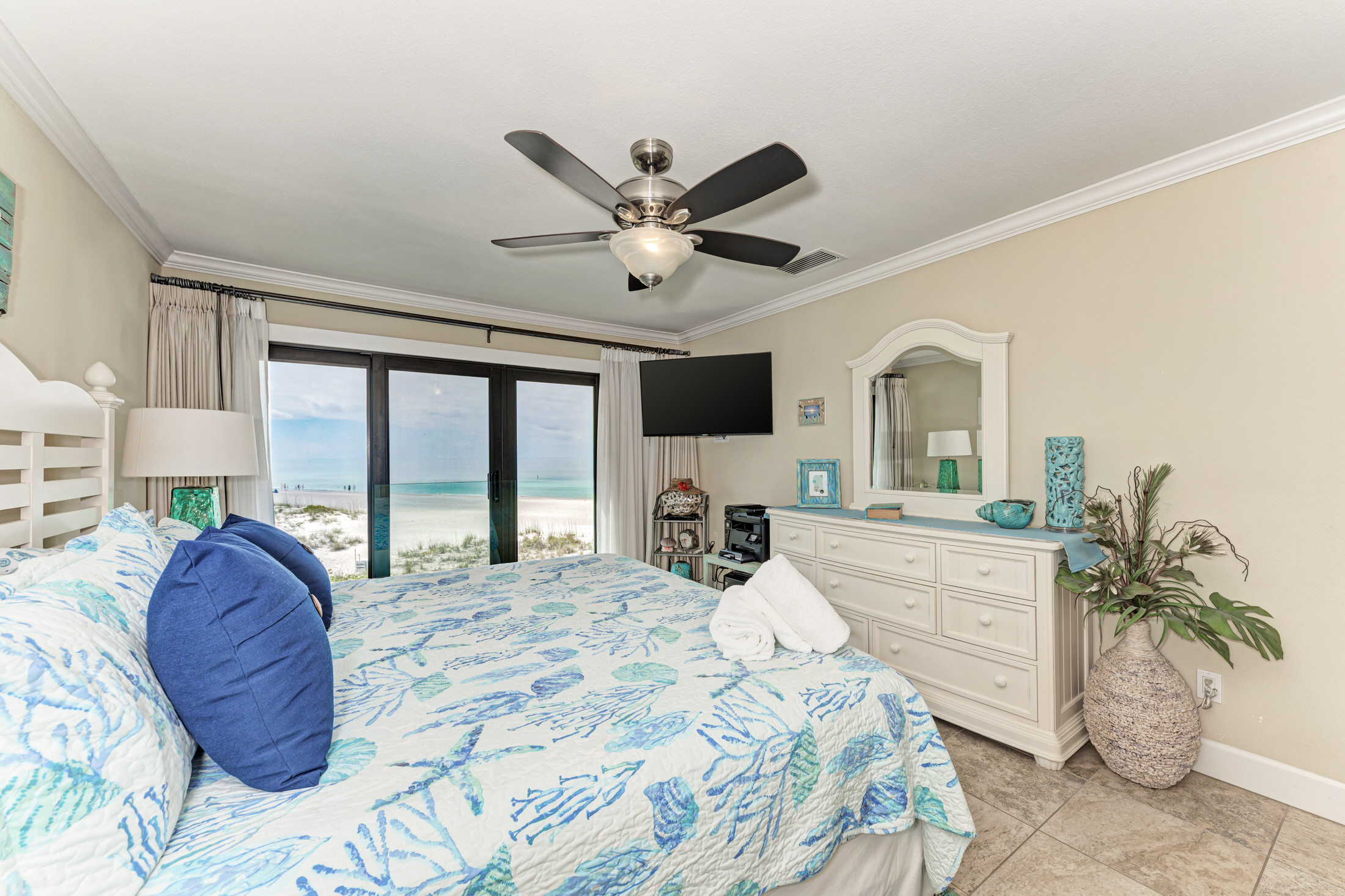 Anna Maria Island Holmes Beach Condo 1018898