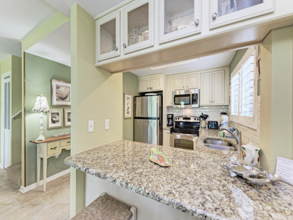Holmes Beach Vacation Condo Two Bedroom