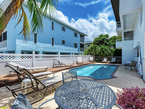 Holmes Beach Vacation Condo Two Bedroom