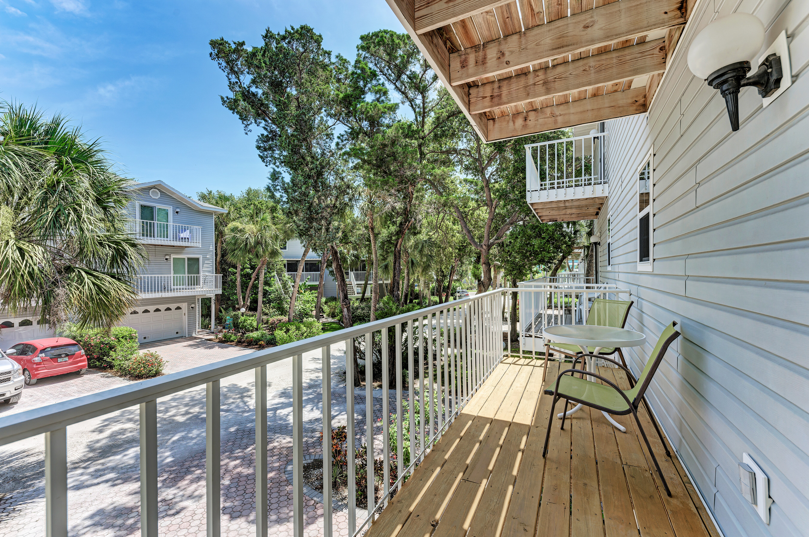 2 Bedroom Townhouse just a short walk to the beach