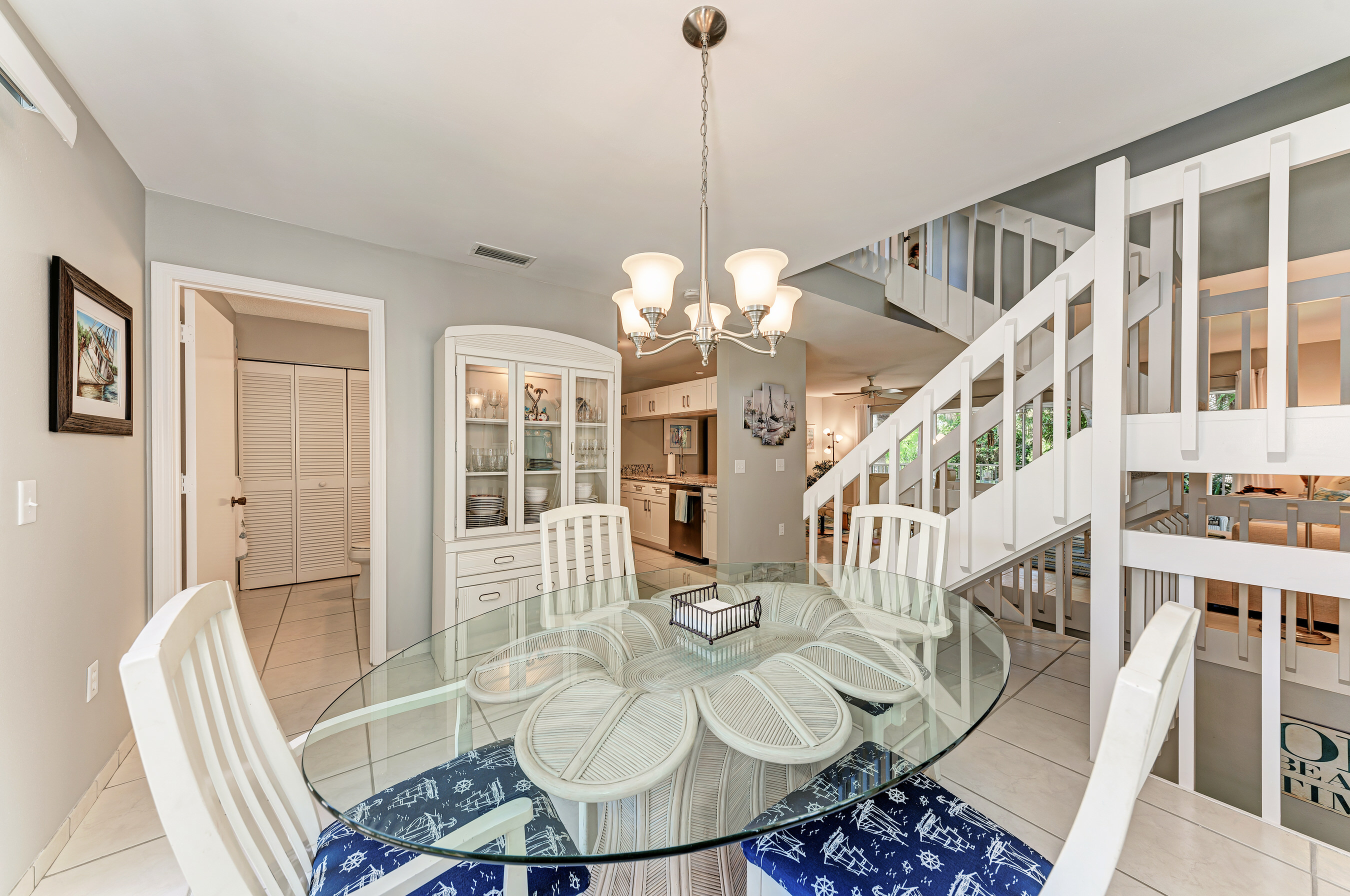 2 Bedroom Townhouse just a short walk to the beach