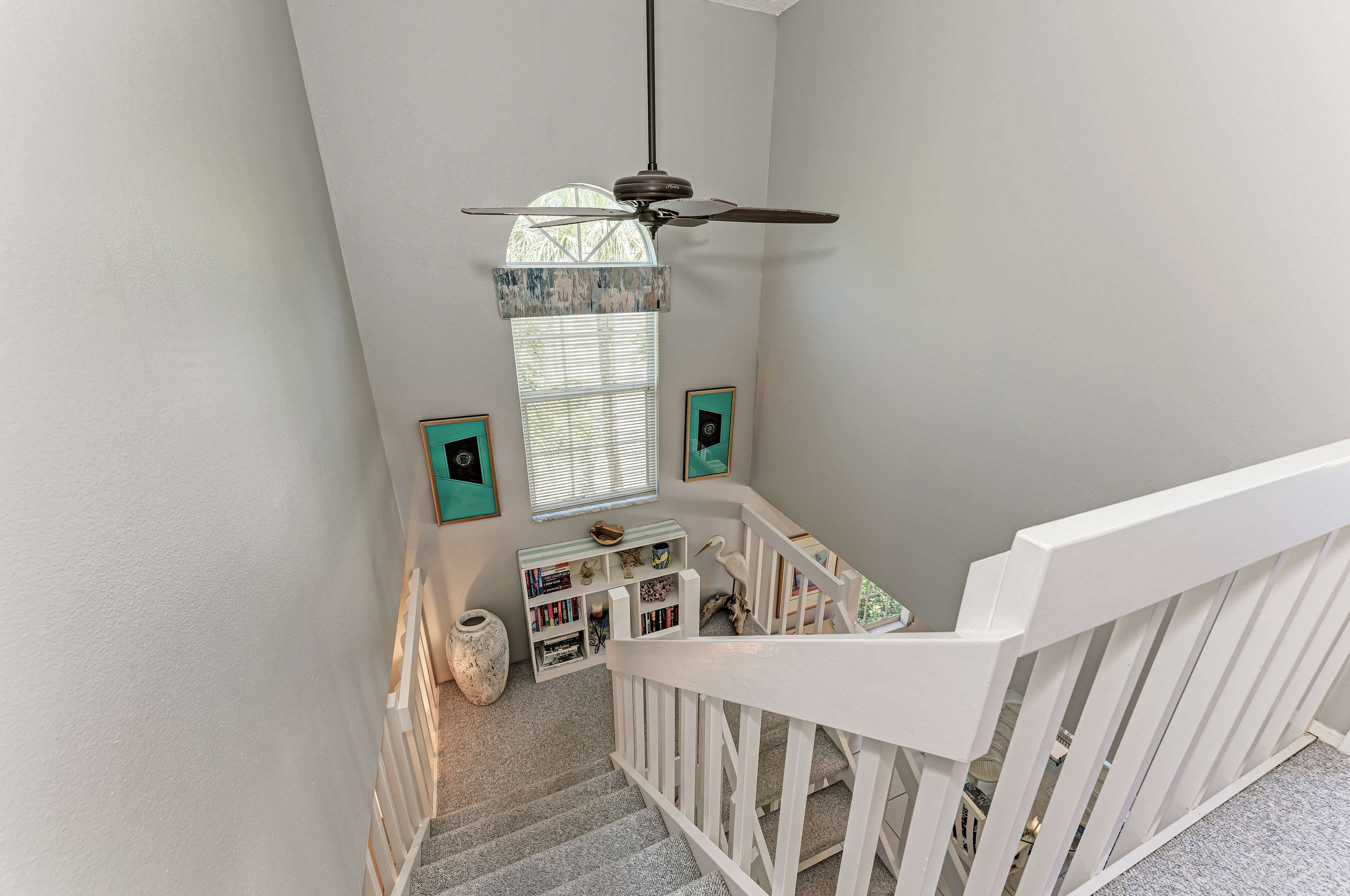 2 Bedroom Townhouse just a short walk to the beach