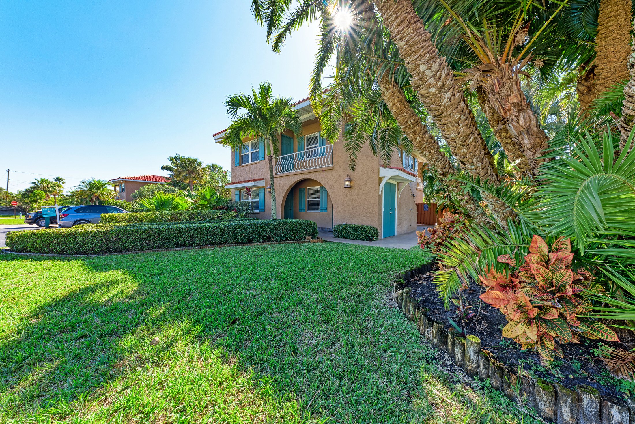Two Bedroom Vacation Condo Just Two Minutes to the Beach