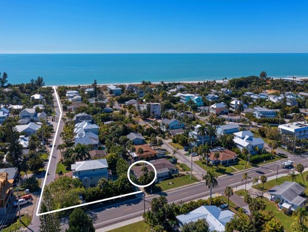 Anna Maria Island Holmes Beach Home 1018914