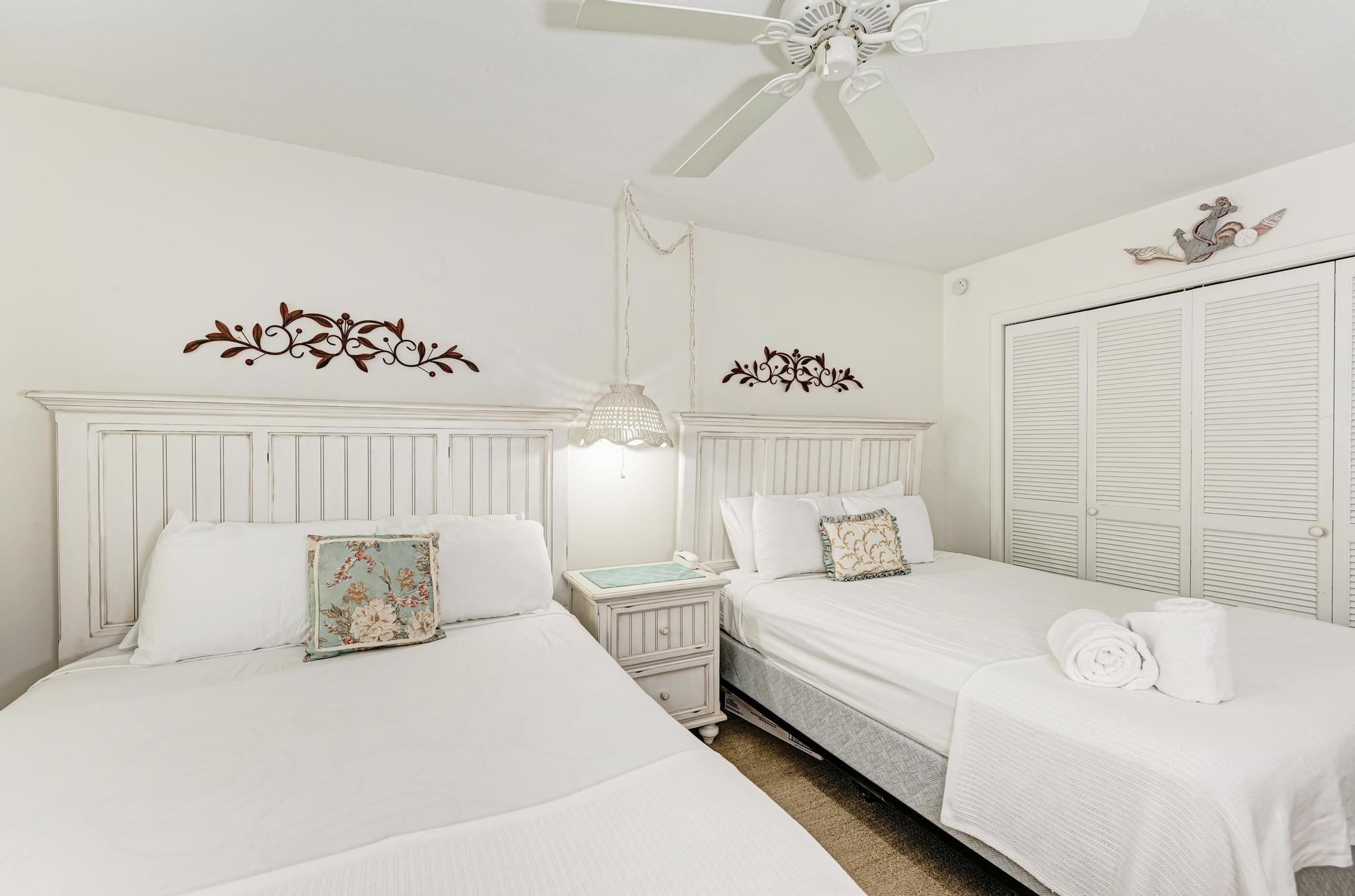 Charming One Bedroom Directly on Gulf of Mexico