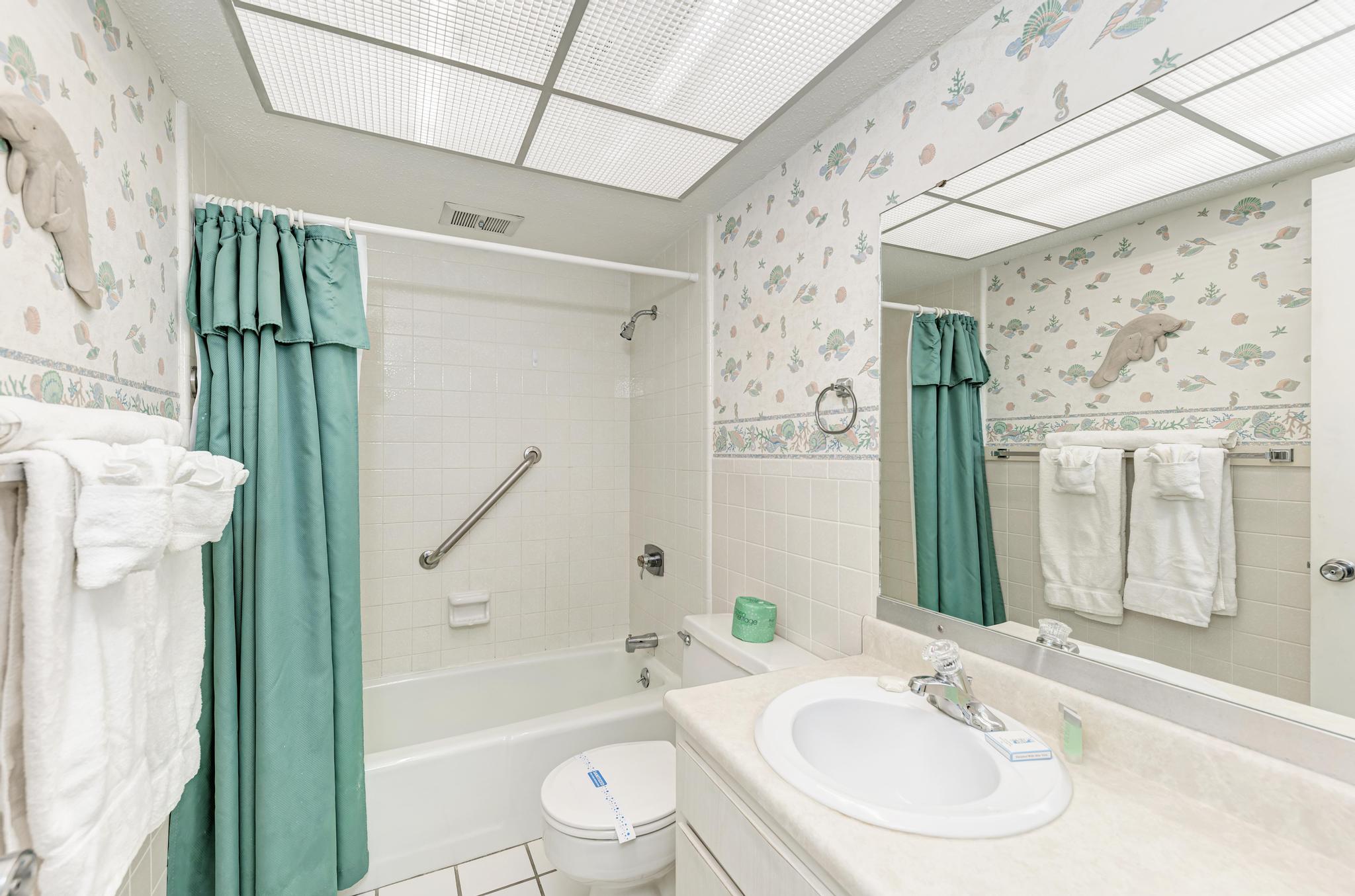 Charming One Bedroom Directly on Gulf of Mexico