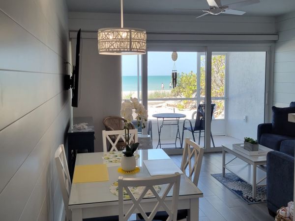 Holmes Beach Beachfront Condo Rental Anna Maria Island Vacation Condo