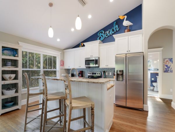 Gorgeous Anna Maria Vacation Home with Private Pool & Spa