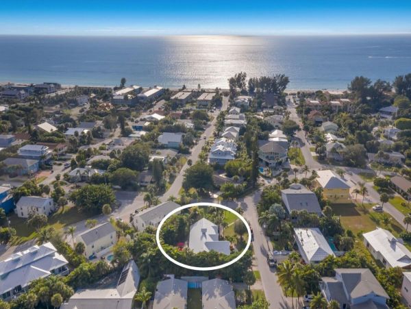 Gorgeous Anna Maria Vacation Home with Private Pool & Spa
