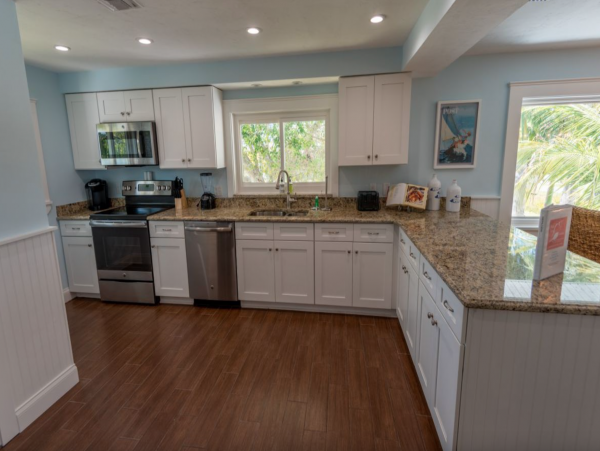 Beautiful Anna Maria Vacation Home with Pool & Hot Tub