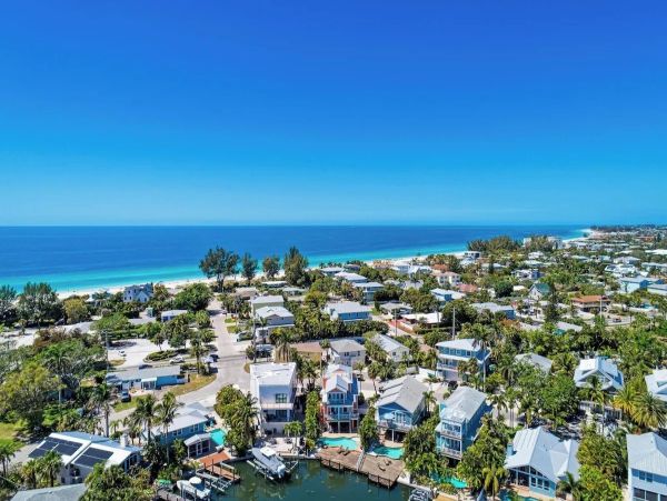 Water Views Holmes Beach Vacation Pool Home Five Bedroom