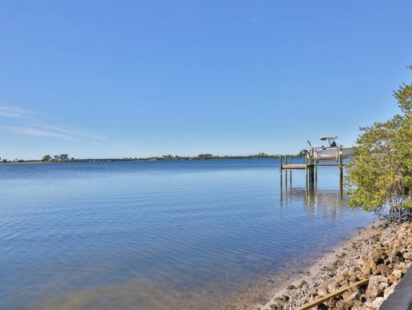 Anna Maria Island Holmes Beach Home 1018933