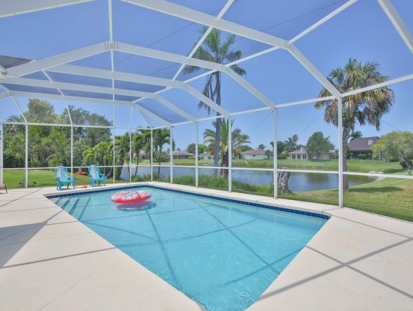Luxury Bradenton 3 Bedroom Home Sleeps 6 With Private Pool