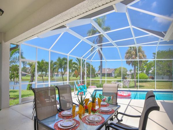 Luxury Bradenton 3 Bedroom Home Sleeps 6 With Private Pool