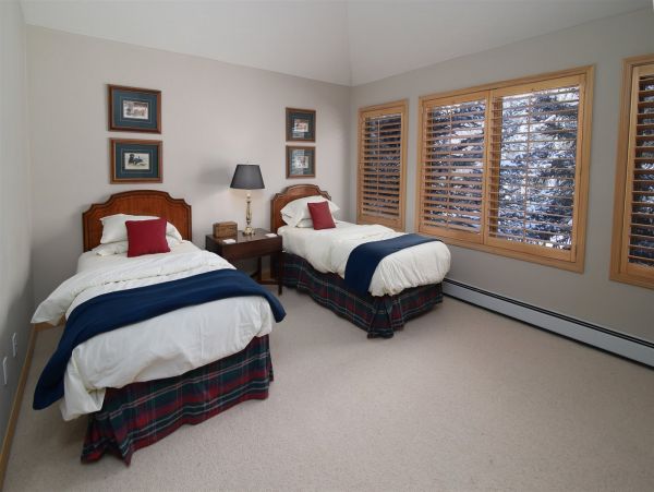 Arrowhead Village 6 bedrooms Villa