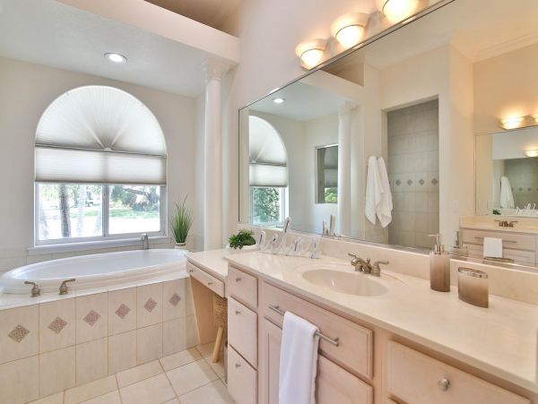 Anna Maria Island Holmes Beach Home 1018936