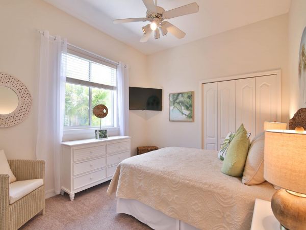 Anna Maria Island Holmes Beach Home 1018936