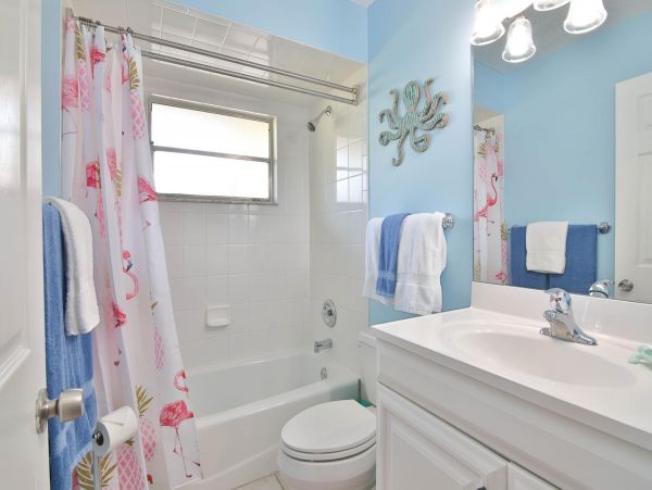 Bradenton Beautiful Three Bedroom Vacation Rental Home