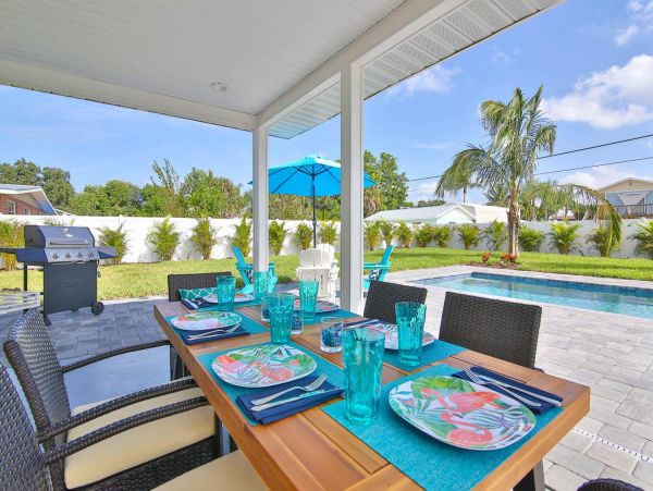 Bradenton Beautiful Three Bedroom Vacation Rental Home