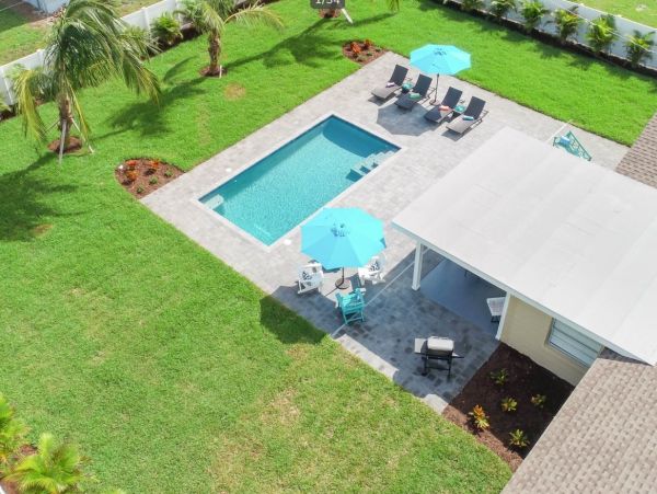 Bradenton Beautiful Three Bedroom Vacation Rental Home