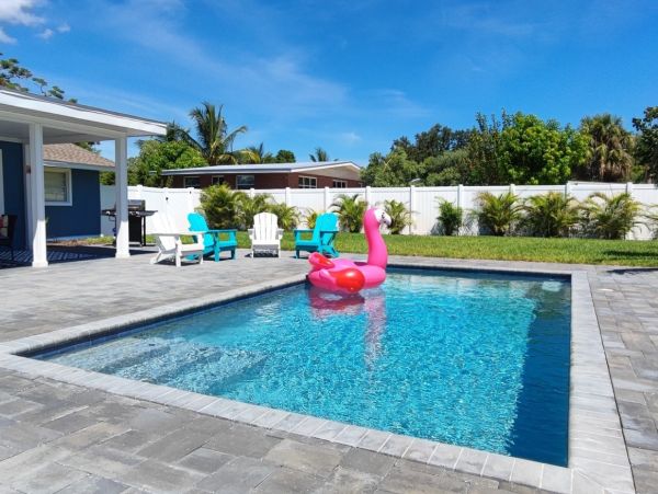 Bradenton Beautiful Three Bedroom Vacation Rental Home