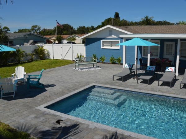 Bradenton Beautiful Three Bedroom Vacation Rental Home